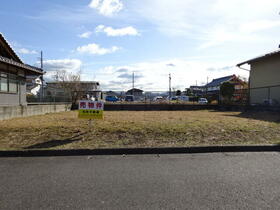 三重県名張市美旗町中１番