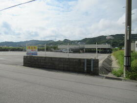 沖縄県中頭郡中城村字伊舎堂