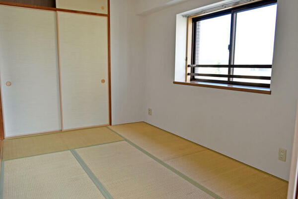 apartment 埼玉県入間市下藤沢２丁目
地図を見る