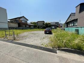 富山県高岡市早川