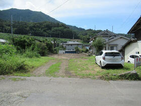 山梨県笛吹市御坂町上黒駒