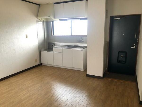 apartment 埼玉県八潮市中央２丁目
地図を見る