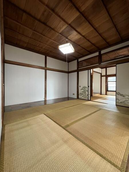 detached 神奈川県川崎市川崎区大師駅前１丁目

地図を見る