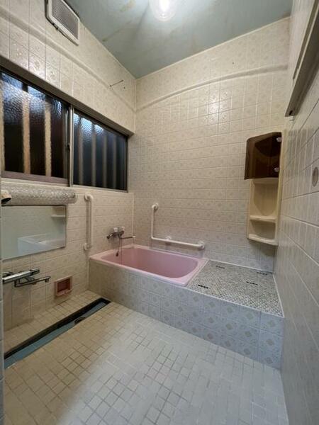 detached 神奈川県川崎市川崎区大師駅前１丁目

地図を見る