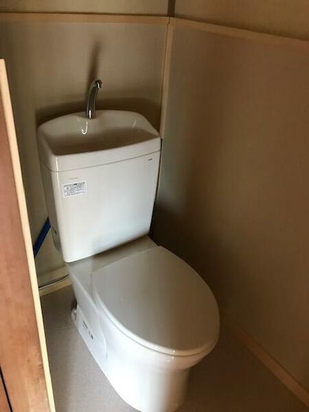 画像8:新品の洋式トイレです。
