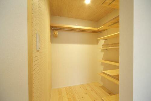 detached 岐阜県多治見市小名田町２丁目
