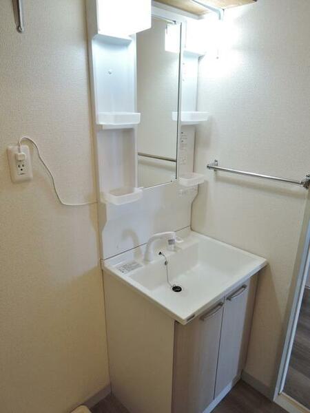 apartment 茨城県那珂郡東海村舟石川駅西３丁目
地図を見る