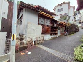 広島県広島市東区牛田南1丁目