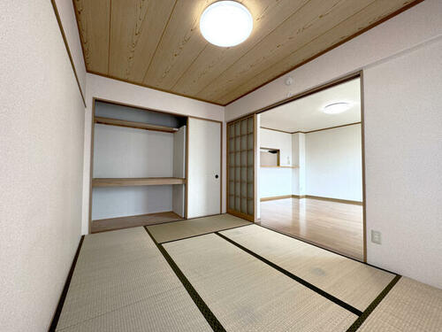 ルナ・ガーデン_内装_0