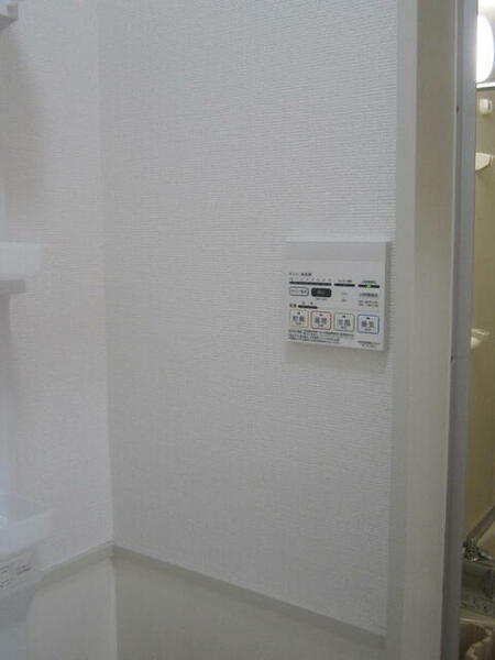 画像13:浴室暖房換気乾燥機の元スイッチ