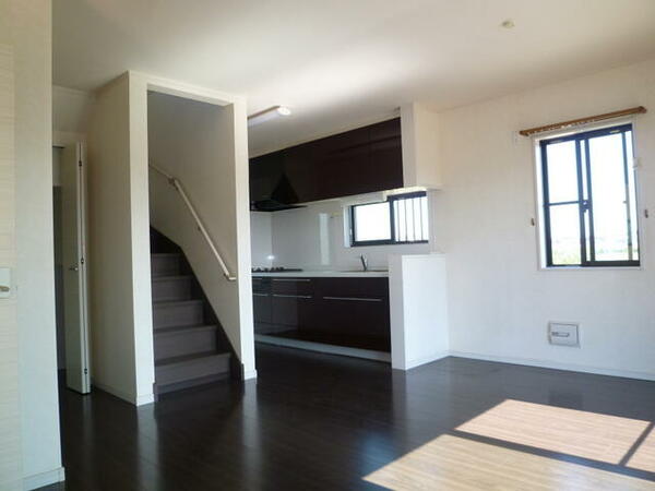 detached 群馬県邑楽郡邑楽町大字中野
地図を見る