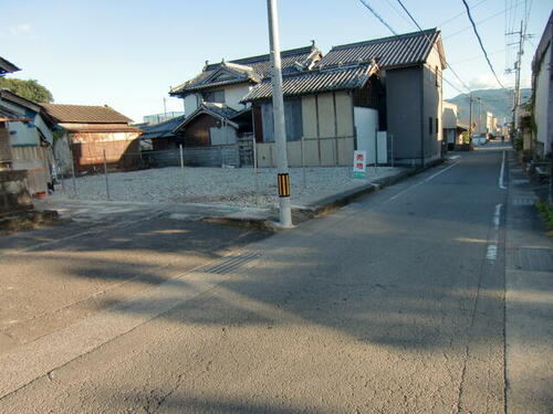 Land, Awa, Tokushima