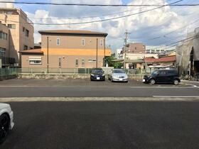 愛知県名古屋市中村区新富町2丁目