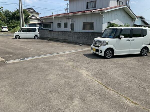 apartment 宮城県黒川郡大衡村大衡字糸繰
大衡の賃貸情報を見る
物件地図