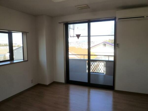 apartment 福島県須賀川市茶畑町
地図を見る