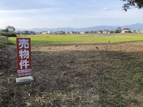 土地, 徳島県 名西郡石井町