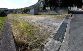 香川県坂出市府中町