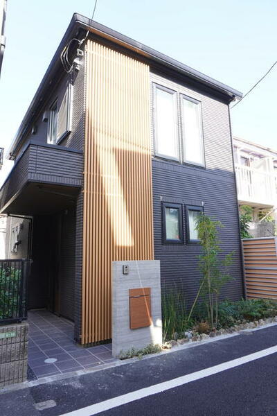 detached 東京都文京区小日向３丁目

地図を見る