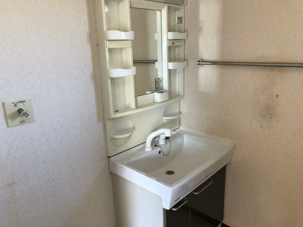 detached 宮城県刈田郡蔵王町宮字東又

地図を見る