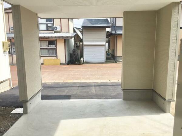 detached 山形県東置賜郡高畠町大字上平柳
地図を見る