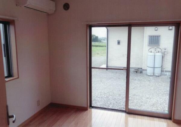 detached 茨城県鹿嶋市大字粟生

地図を見る