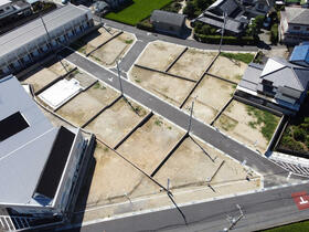 大阪府泉南郡熊取町紺屋１丁目