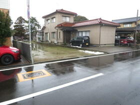 石川県小松市大領中町２丁目