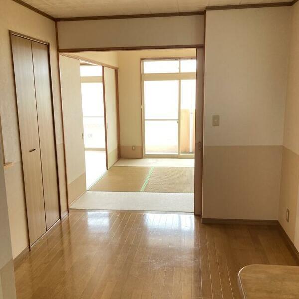 apartment 茨城県高萩市大字高戸
地図を見る