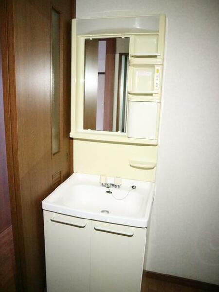 detached 東京都福生市南田園１丁目

地図を見る