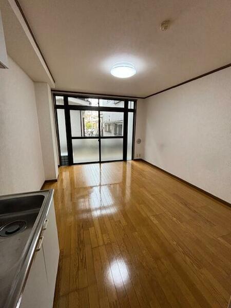 detached 東京都福生市南田園１丁目

地図を見る