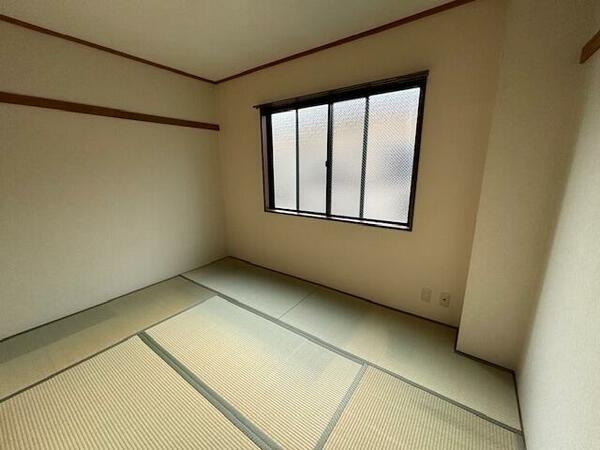 detached 東京都福生市南田園１丁目

地図を見る