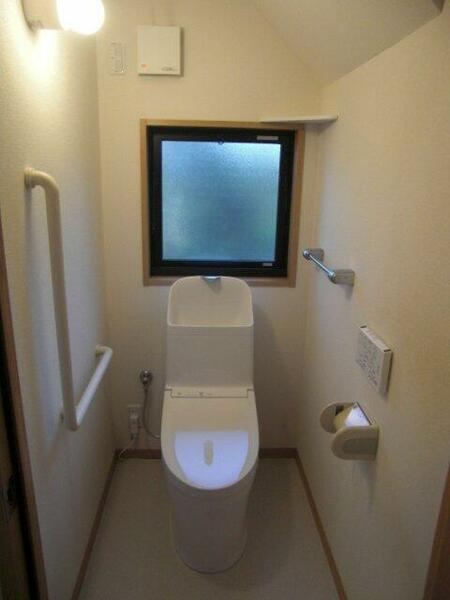 １階トイレ（洗浄便座付）