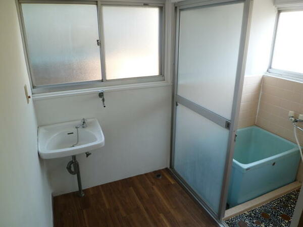 detached 群馬県邑楽郡邑楽町大字篠塚
地図を見る