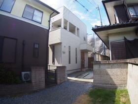 埼玉県蓮田市関山３丁目