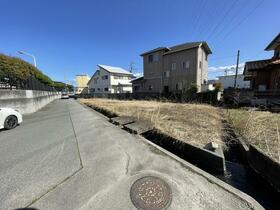 山梨県甲斐市篠原