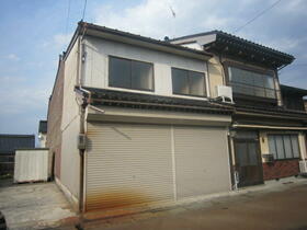 富山県滑川市常盤町