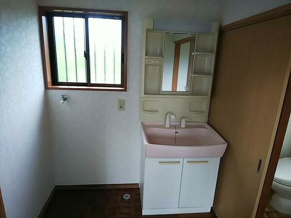 apartment 茨城県笠間市下郷
地図を見る