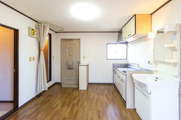 apartment 埼玉県幸手市中５丁目
地図を見る