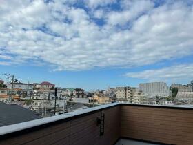 兵庫県明石市朝霧東町２丁目