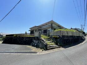 奈良県大和郡山市小泉町