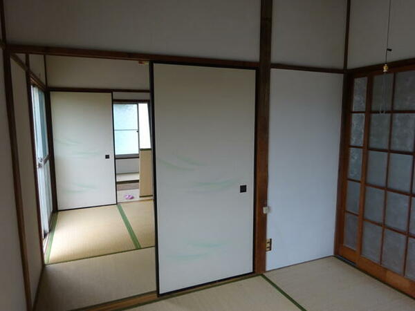 画像3:３部屋はすべて和室。４．５帖が２部屋、６帖が１部屋。