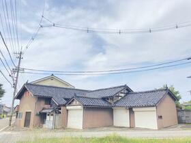 富山県富山市月岡町５丁目