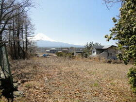 山梨県南都留郡富士河口湖町勝山