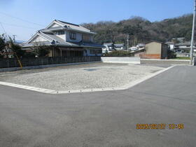 徳島県美馬市穴吹町穴吹字両地