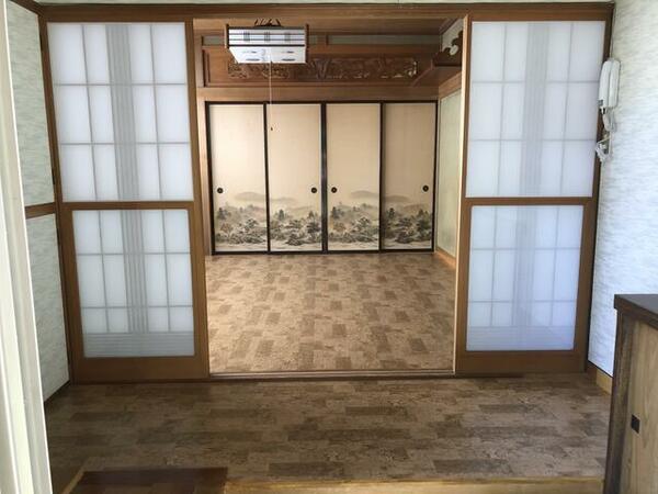 detached 福島県福島市飯坂町湯野字舘下

地図を見る
