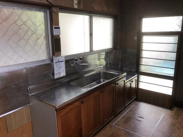 detached 福島県福島市飯坂町湯野字舘下

地図を見る