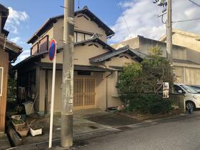 石川県加賀市山代温泉桔梗丘２丁目