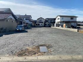愛知県江南市小折本町小松原