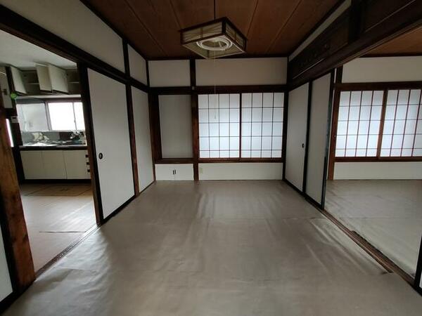 detached 福島県会津若松市石堂町

地図を見る