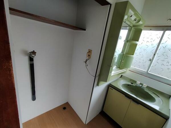 detached 福島県会津若松市石堂町

地図を見る